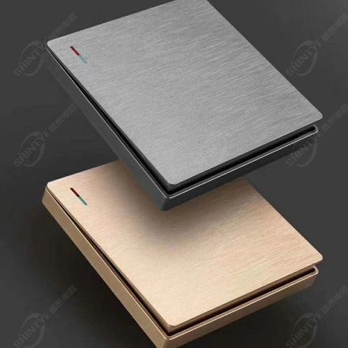 墻壁開關(guān)批發(fā)供應(yīng) 新款大板橫紋細拉絲開關(guān)插座與門簾選購指南